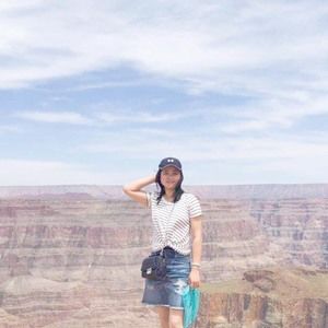 Meet your Posher, Yue